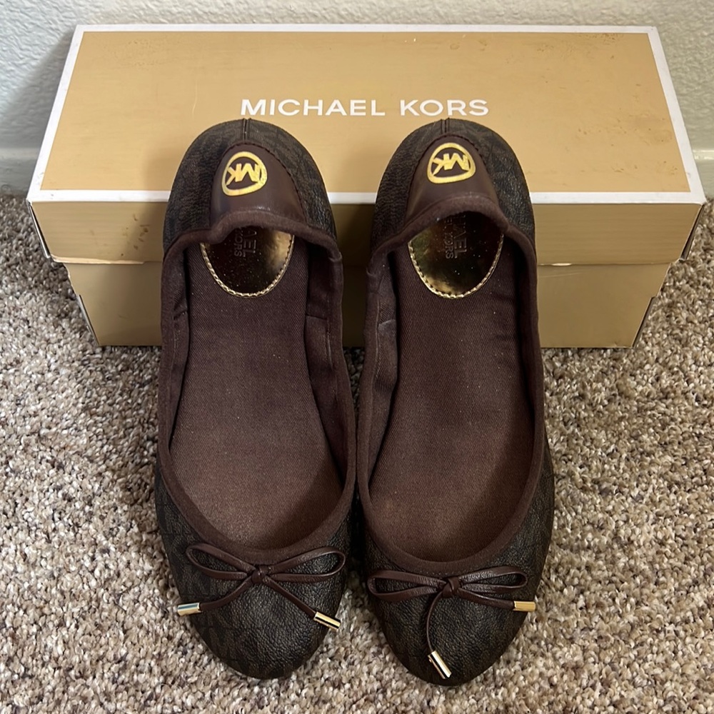 Michael Kors City Ballet Mini MK Logo shoes